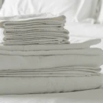 How to Extend the Life of Commercial Bed Sheets Through Proper Industrial Laundering
